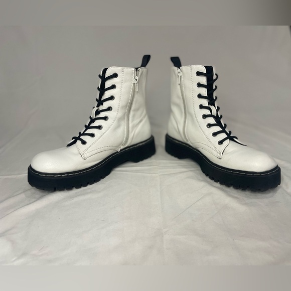 Sincerley Jules Harley white Combat Boot Laceup brand New size 9 - Picture 13 of 16